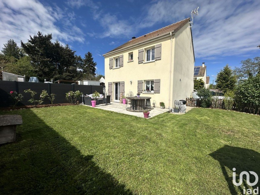 House 6 rooms of 101 m² in Saint-Fargeau-Ponthierry (77310)