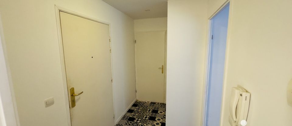 Apartment 2 rooms of 40 m² in Sainte-Geneviève-des-Bois (91700)
