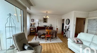 Apartment 4 rooms of 82 m² in Tours (37000)