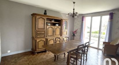 Maison traditionnelle 5 pièces de 83 m² à Fougerolles-du-Plessis (53190)