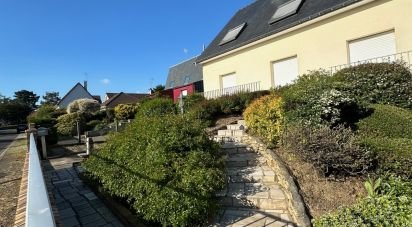 Traditional house 6 rooms of 128 m² in Saint-Pair-sur-Mer (50380)
