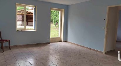 House 4 rooms of 82 m² in - (69860)