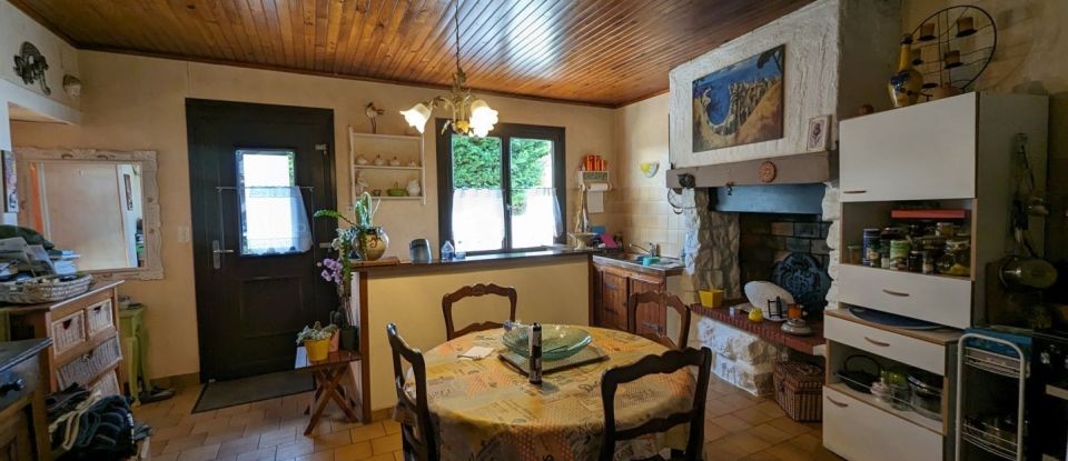 House 5 rooms of 110 m² in Sillé-le-Philippe (72460)