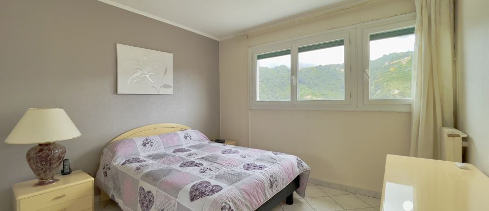 Apartment 4 rooms of 70 m² in La Trinité (06340)