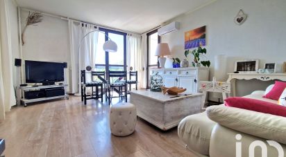 Apartment 4 rooms of 77 m² in Saint-Raphaël (83700)