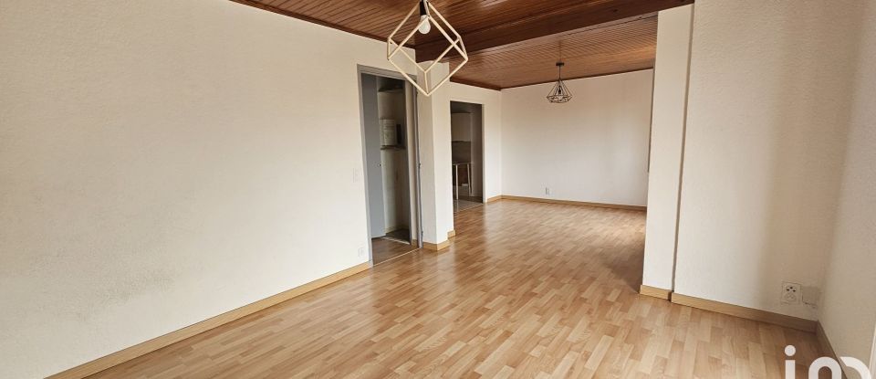 Maison 5 pièces de 120 m² à Sorgues (84700)