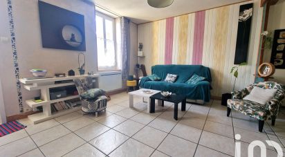 House 5 rooms of 97 m² in Rochefort (17300)
