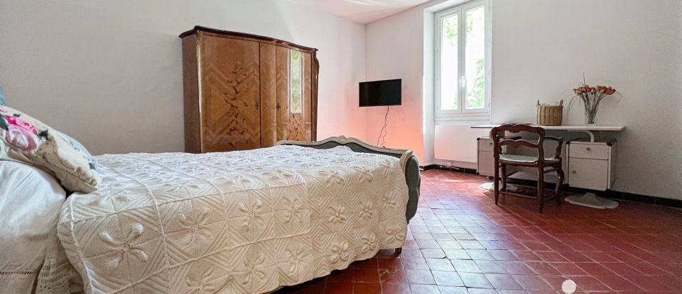 Mas 4 rooms of 116 m² in Saint-Rémy-de-Provence (13210)