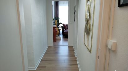 Apartment 3 rooms of 57 m² in Mourenx (64150)