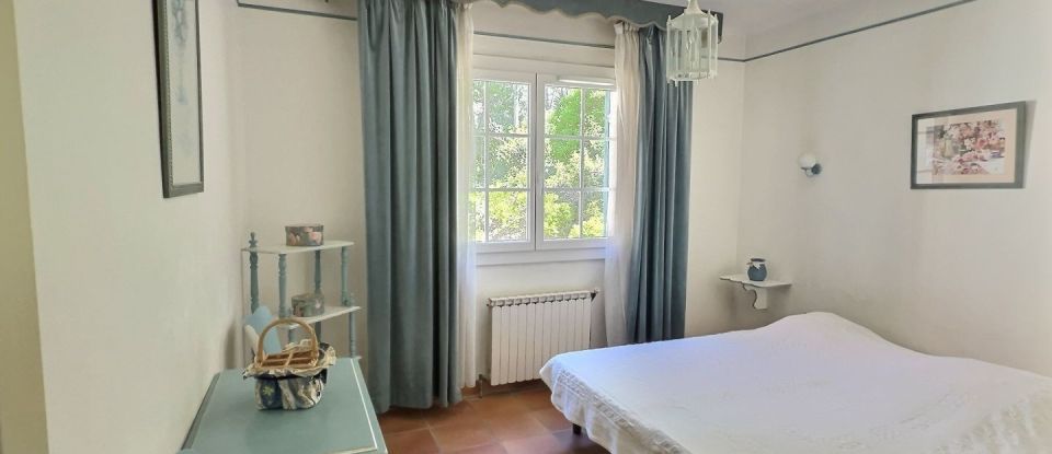 House 10 rooms of 220 m² in La Cadière-d'Azur (83740)
