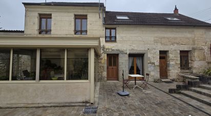 House 6 rooms of 160 m² in Angy (60250)
