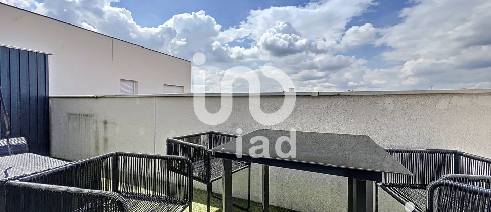 Appartement 4 pièces de 71 m² à Paray-Vieille-Poste (91550)