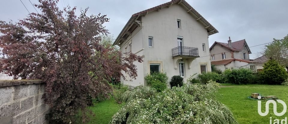 Maison 7 pièces de 177 m² à Évaux-les-Bains (23110)