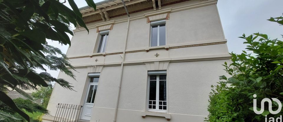 Maison 7 pièces de 177 m² à Évaux-les-Bains (23110)