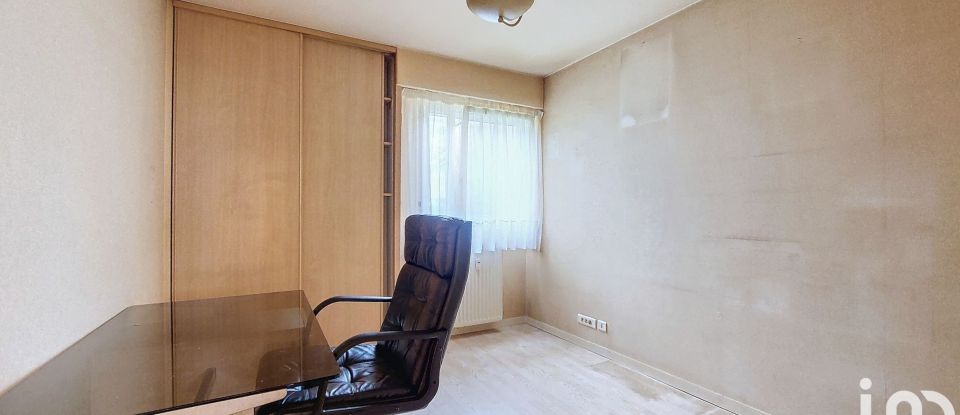 Apartment 5 rooms of 88 m² in Besançon (25000)