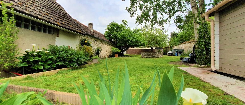 Traditional house 7 rooms of 180 m² in Champeaux (77720)