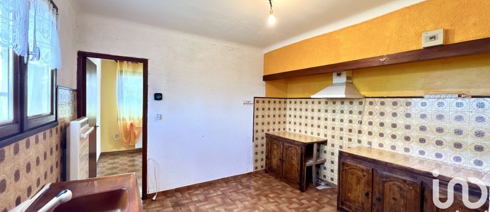 Maison 5 pièces de 105 m² à Saint-Paulet-de-Caisson (30130)