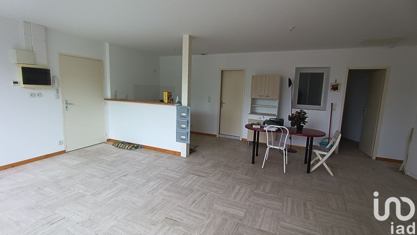 Vente Appartement 82m² 3 Pièces à Melle (79500) - Iad France