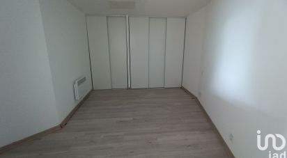 Apartment 3 rooms of 82 m² in Melle (79500)