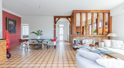 House 6 rooms of 115 m² in Savigny-sur-Orge (91600)