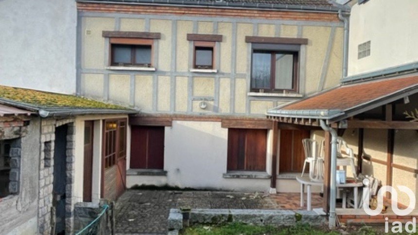 Town house 3 rooms of 51 m² in Orléans (45000)