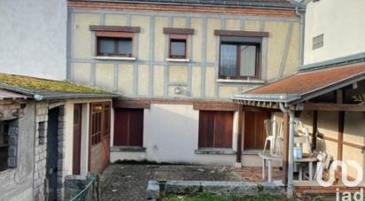 Town house 3 rooms of 51 m² in Orléans (45000)