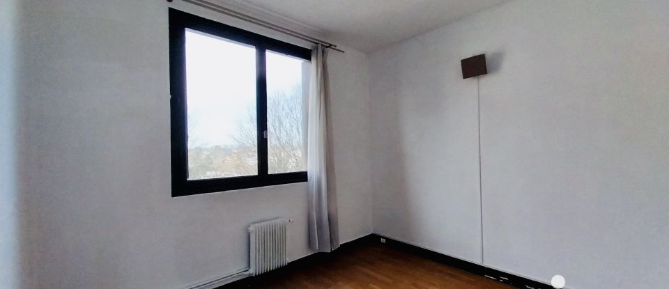 Apartment 4 rooms of 96 m² in Vaucresson (92420)
