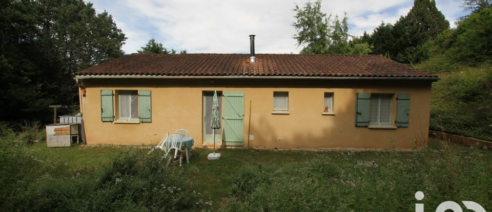 House 4 rooms of 80 m² in - (24220)
