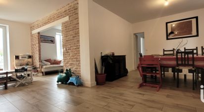 Maison traditionnelle 7 pièces de 147 m² à Boucau (64340)