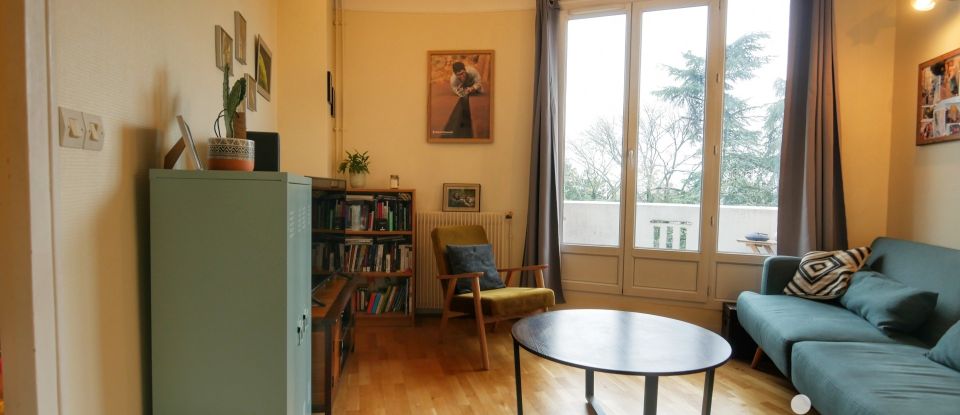 Apartment 2 rooms of 34 m² in Cachan (94230)