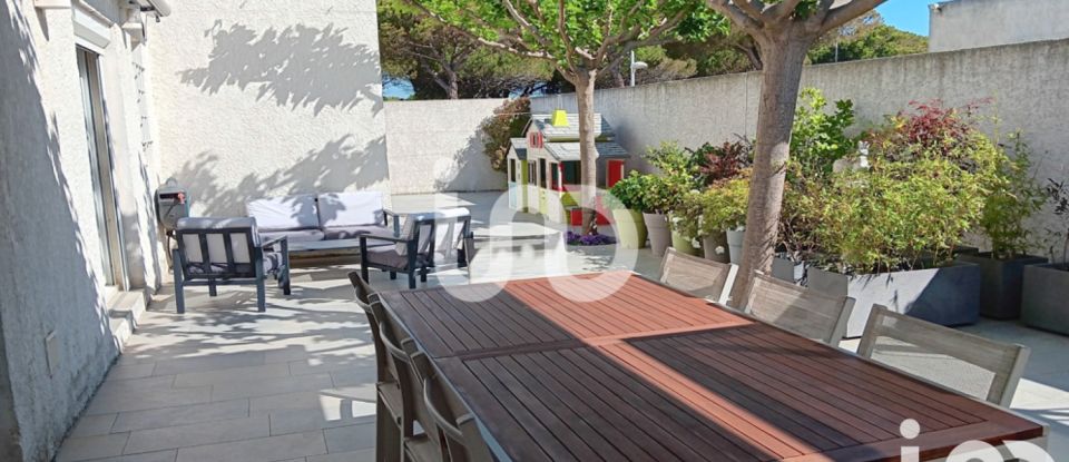 House 6 rooms of 116 m² in CARNON PLAGE (34280)