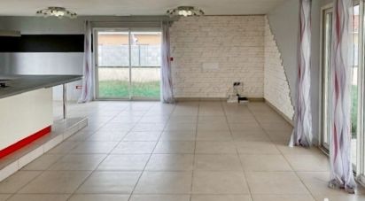 Maison 4 pièces de 114 m² à Montbeton (82290)