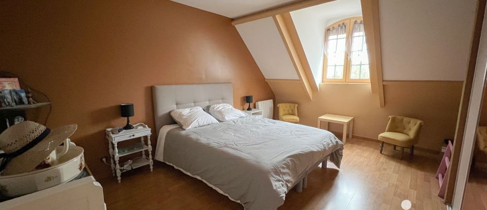 Traditional house 6 rooms of 134 m² in Émerainville (77184)