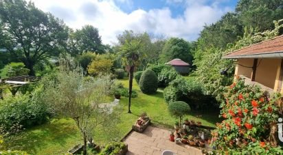 Country house 9 rooms of 205 m² in Boulogne-sur-Gesse (31350)