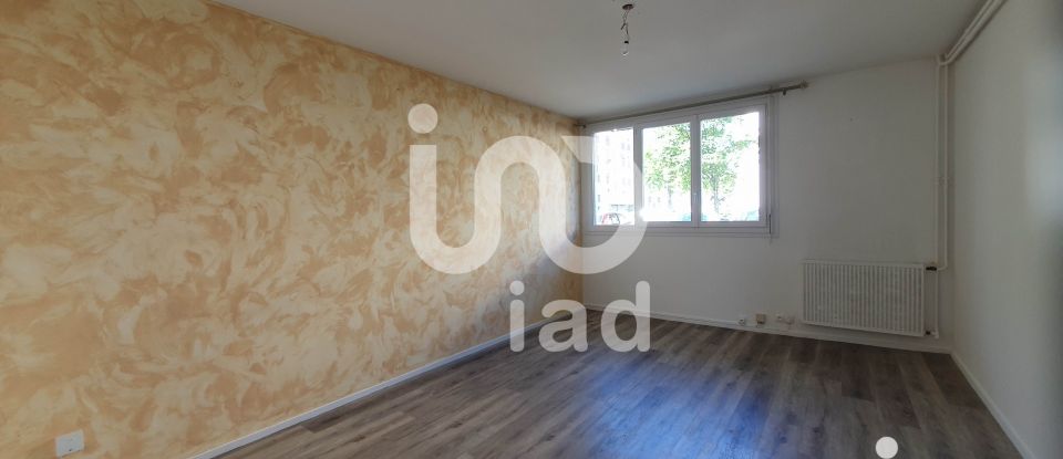 Apartment 3 rooms of 68 m² in Tours (37000)