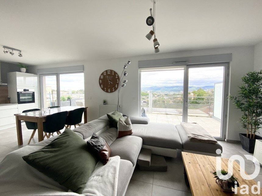 Appartement 5 pièces de 85 m² à Saint-Priest-en-Jarez (42270)