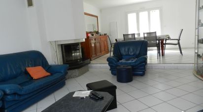 House 7 rooms of 150 m² in Claye-Souilly (77410)