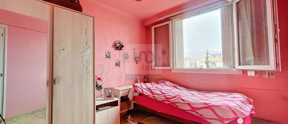 Appartement 3 pièces de 54 m² à Le Cannet (06110)