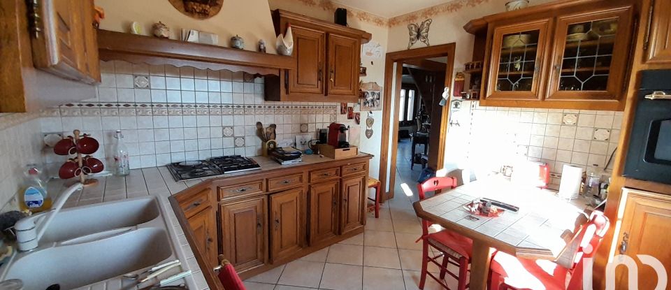 House 4 rooms of 120 m² in Lancé (41310)