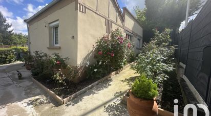 House 4 rooms of 80 m² in Cachan (94230)