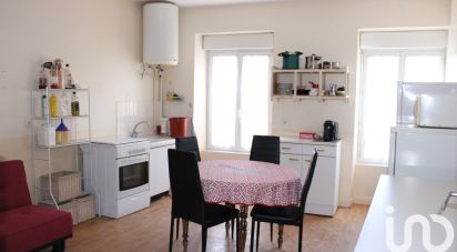 Appartement 3 pièces de 41 m² à Pradelles (43420)