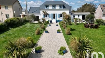 Traditional house 7 rooms of 175 m² in Gouville-sur-Mer (50560)
