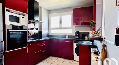 Apartment 3 rooms of 70 m² in Saint-Jean-de-la-Ruelle (45140)