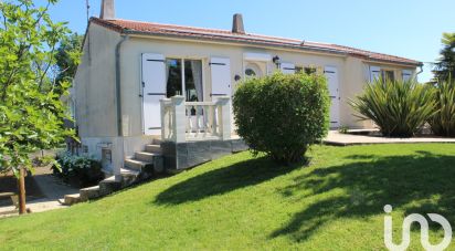 Traditional house 7 rooms of 140 m² in Chemillé-en-Anjou (49670)
