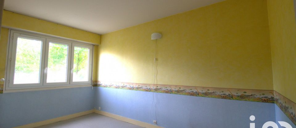 Apartment 4 rooms of 76 m² in Chartres (28000)