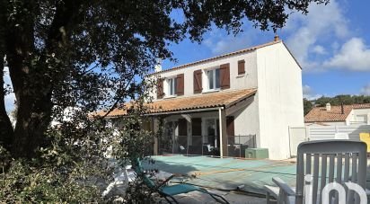 Traditional house 6 rooms of 126 m² in La Tranche-sur-Mer (85360)