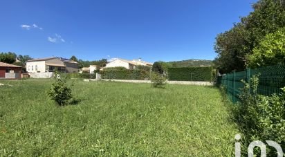 Terrain de 430 m² à Eyguières (13430)