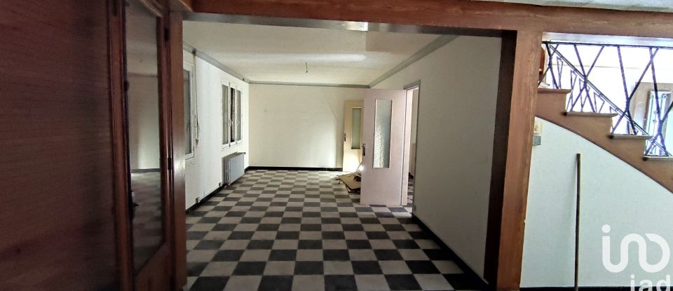 Maison traditionnelle 6 pièces de 160 m² à Brie-Comte-Robert (77170)