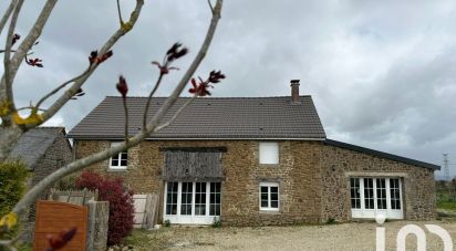 Maison de campagne 6 pièces de 157 m² à Buais-Les-Monts (50640)