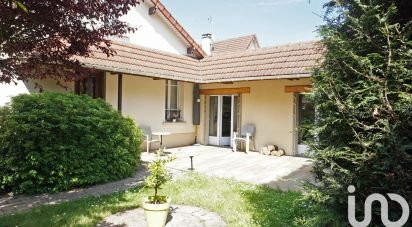Traditional house 4 rooms of 113 m² in Paray-Vieille-Poste (91550)